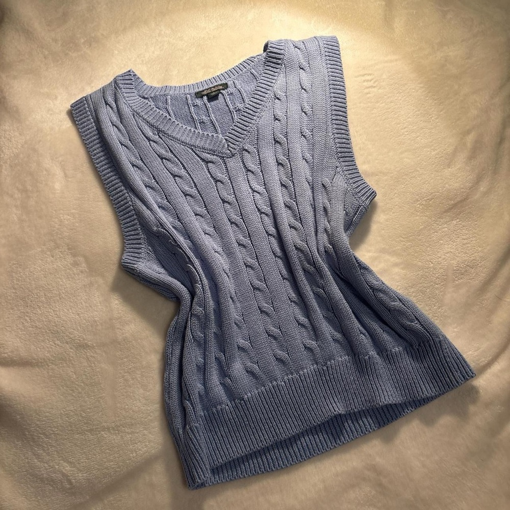 Cable Knit Sleeveless Sweater Vest in Light Blue